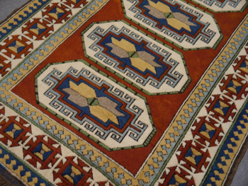 Preview: 13395 Kazak Kars vintage rug Turkey 6.3 x 4.4 ft / 193 x 135 cm Preview: Kazak Kars vintage rug Turkey 6.3 x 4.4 ft / 193 x 135 cm